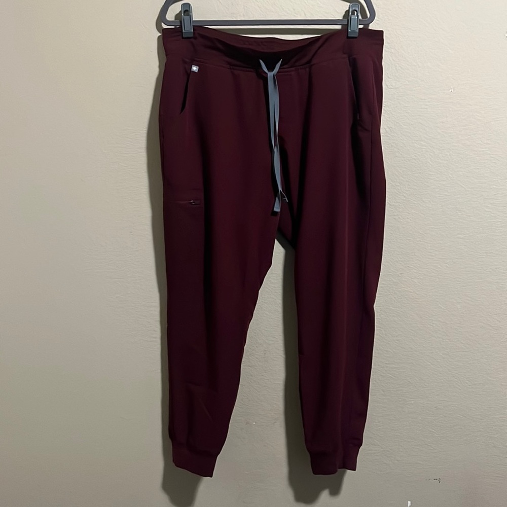Figs Zamora Scrub Jogger Pants XL Burgundy